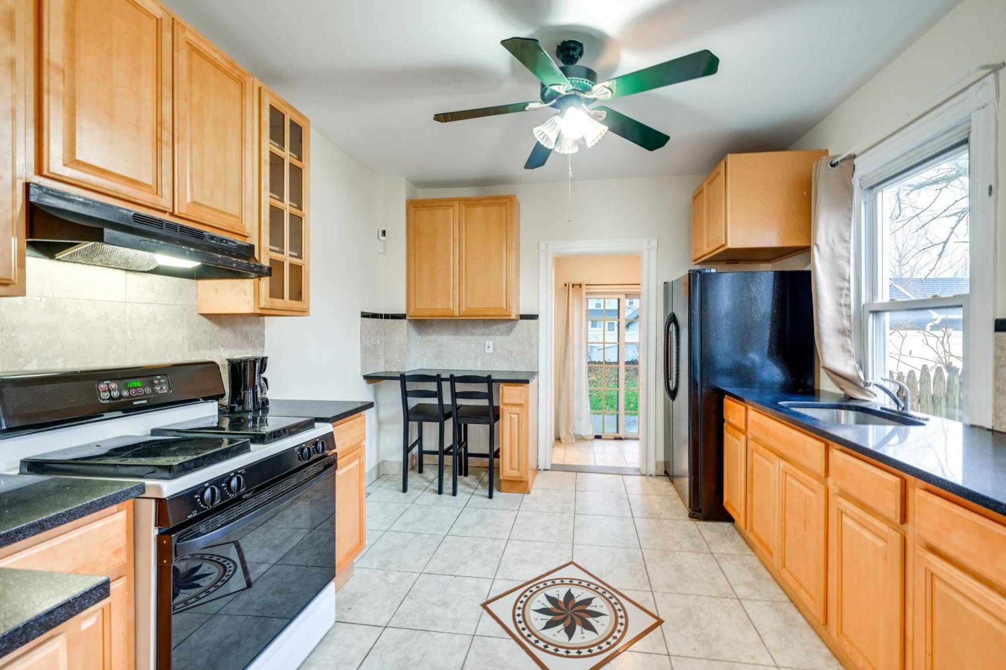 Charming Long Island Home With Fenced Yard! Freeport Extérieur photo
